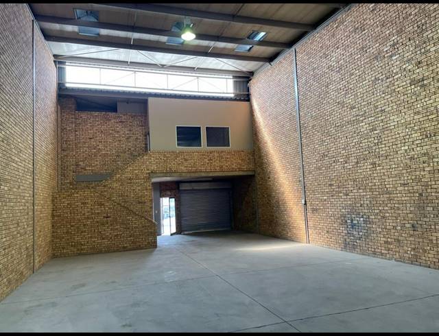 INDUSTRIAL PROPERTY TO RENT IN HENNOPSPARK